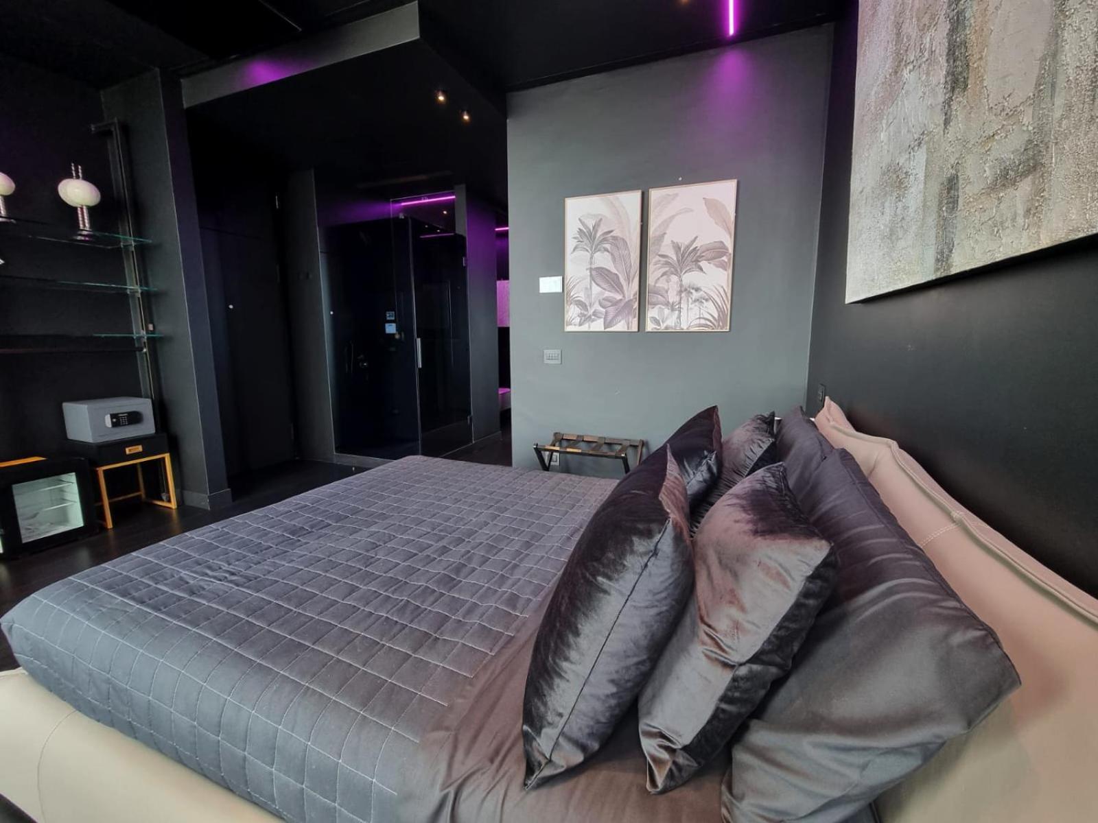 Skyline Solaria Milano Hotel Bagian luar foto
